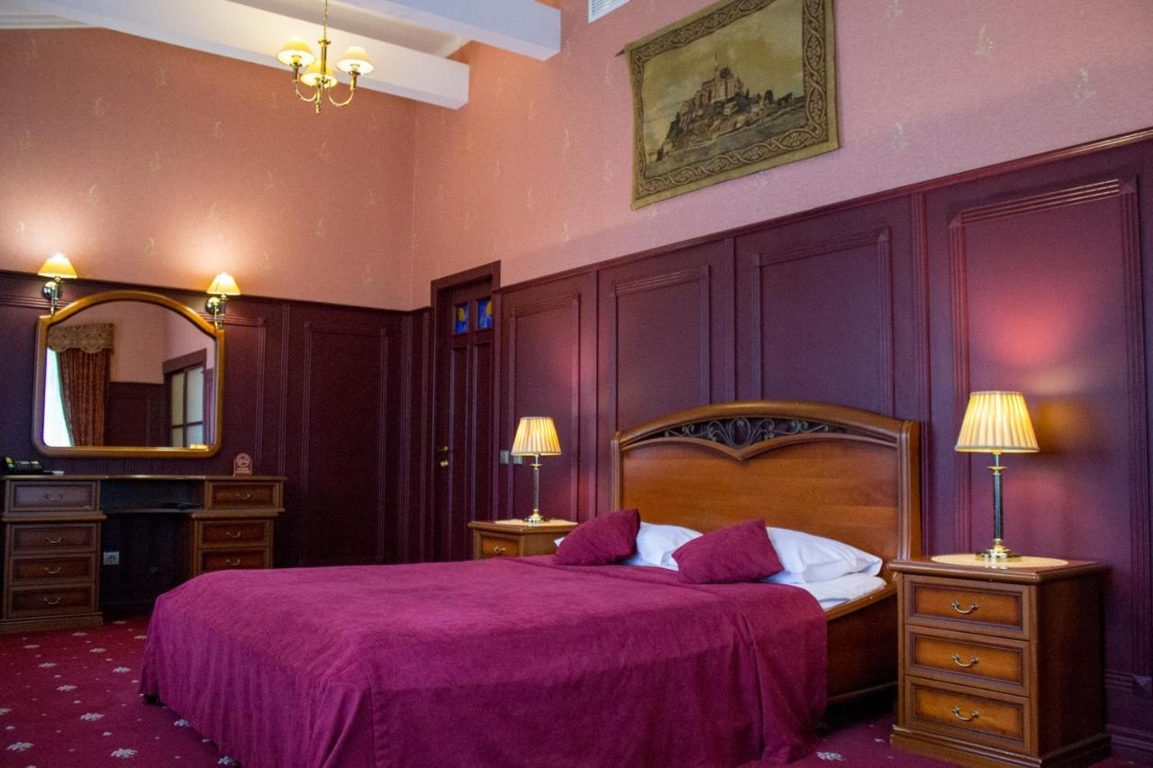 Aqvium Hotel Dnipro Eksteriør billede