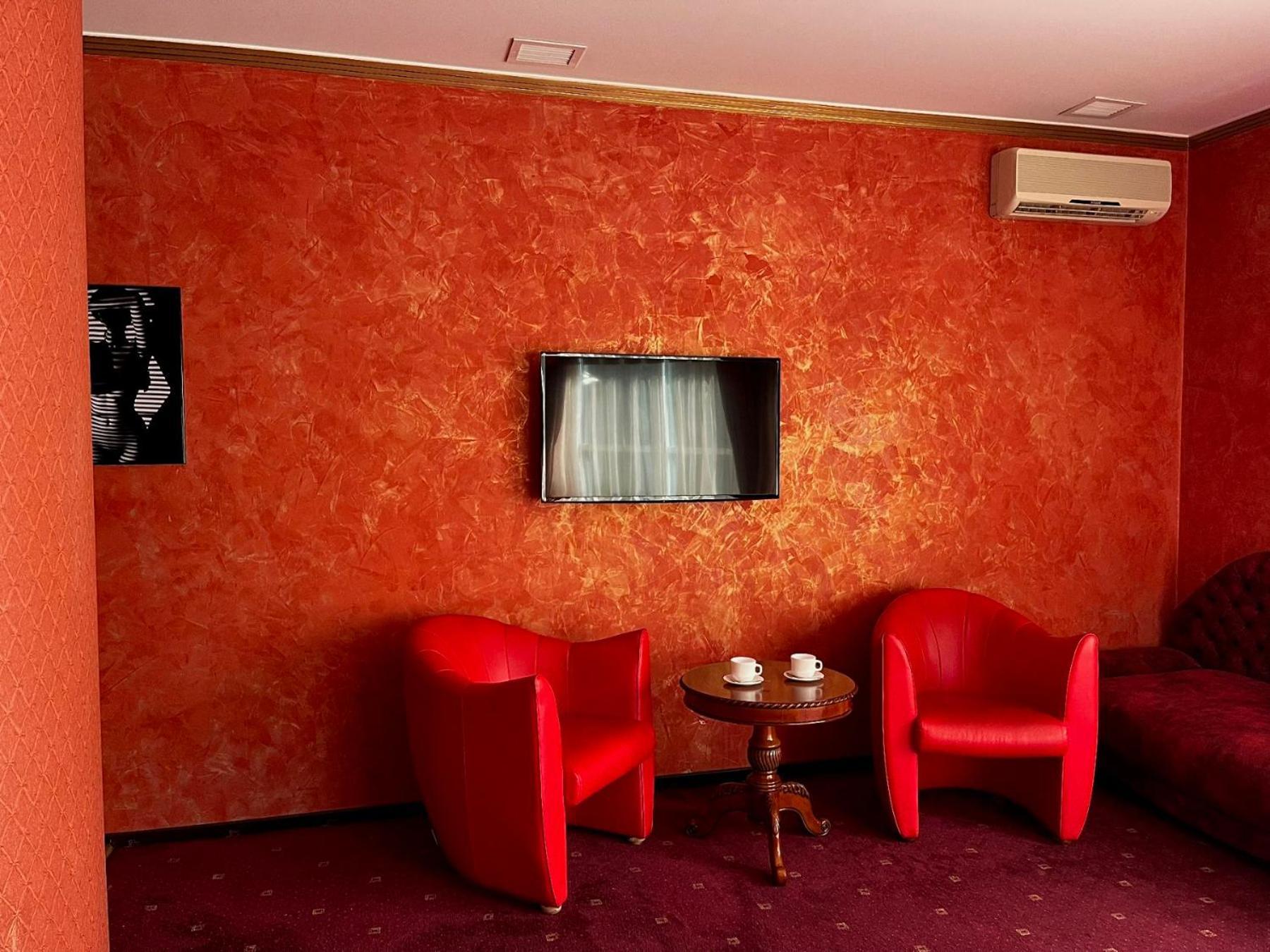 Aqvium Hotel Dnipro Eksteriør billede
