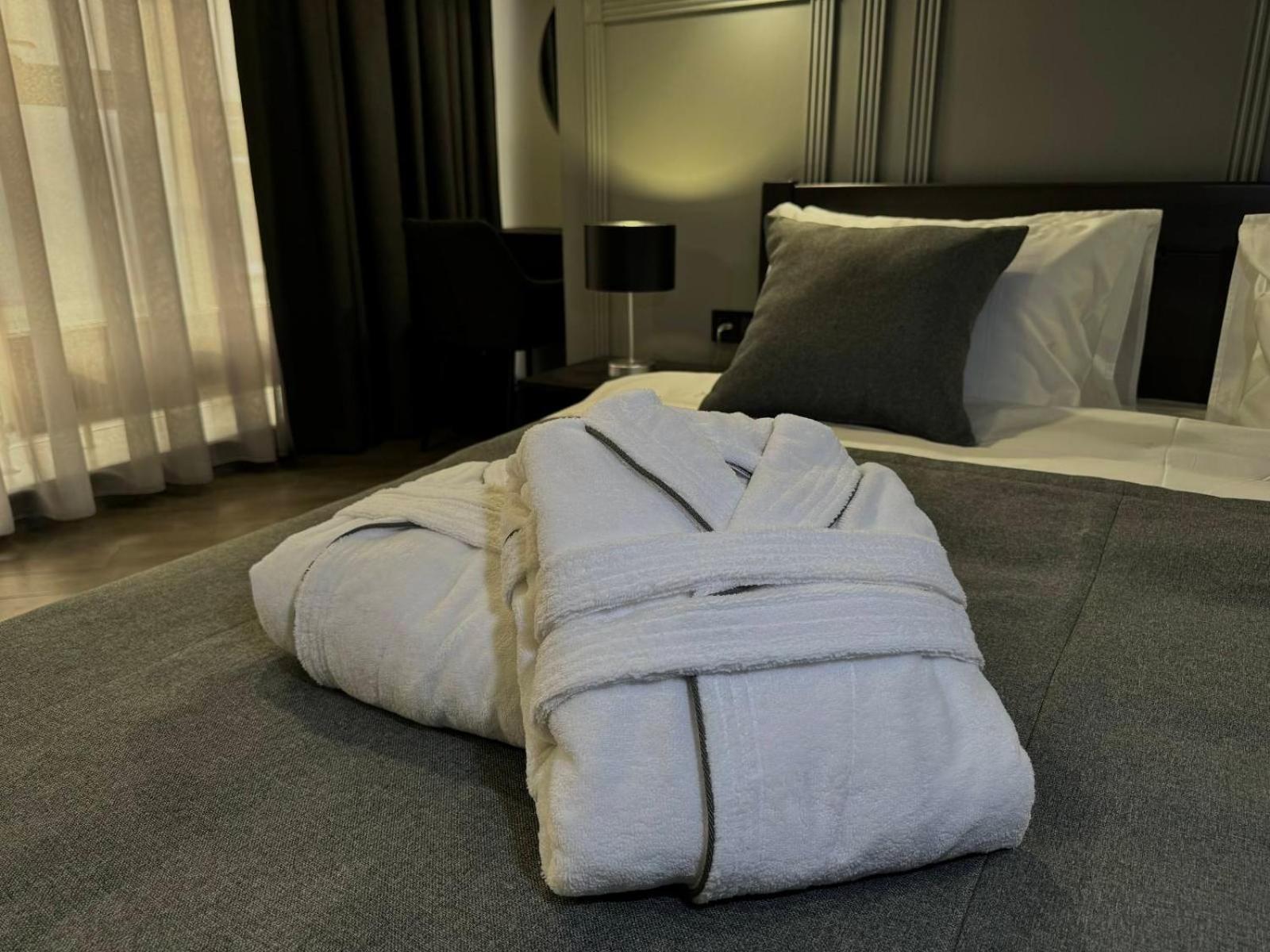 Aqvium Hotel Dnipro Eksteriør billede